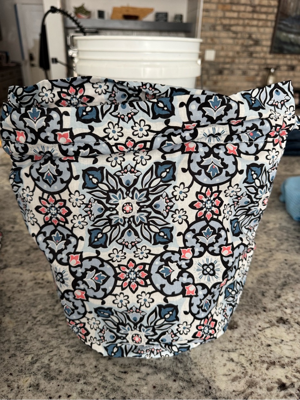 Vera Bradley Wet Ditty Bag Floral Drawstring Vinyl Lined Travel Bag